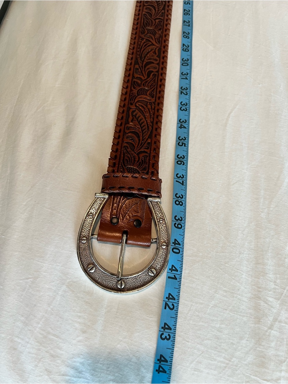 Wrangler Hand-Tooled Brown Leather Belt with Silver Horseshoe Buckle - Picture 6 of 6